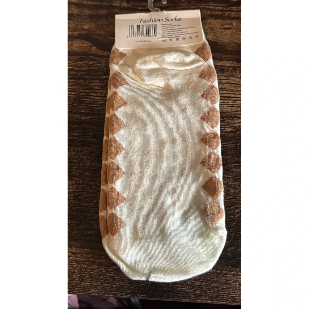 Labubu Character Argyle Ankle Socks Tan Cream Diamond Pattern New